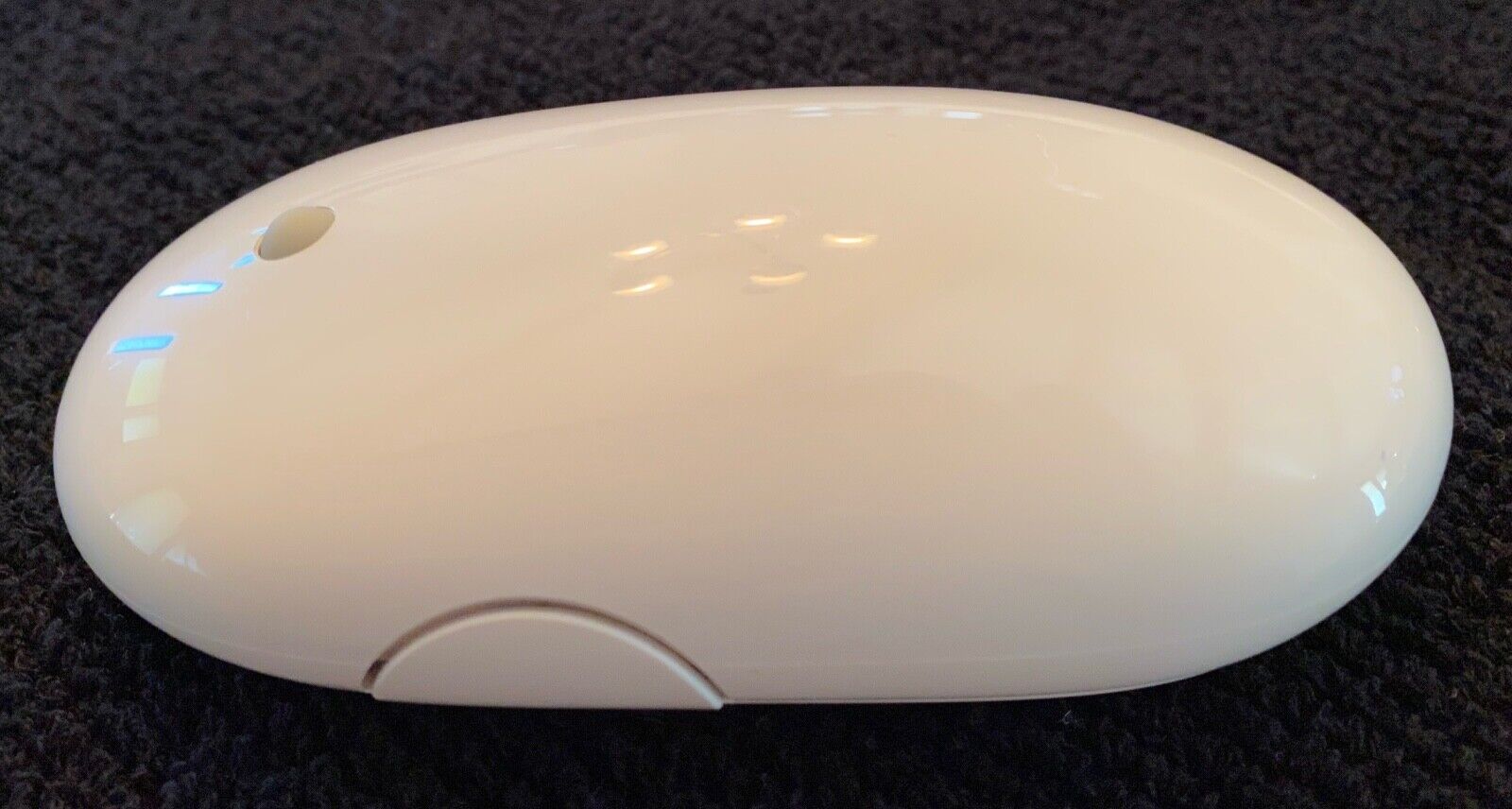 Vintage: Genuine OEM Apple A1197 Bluetooth Wireless Optical Mighty Mouse 