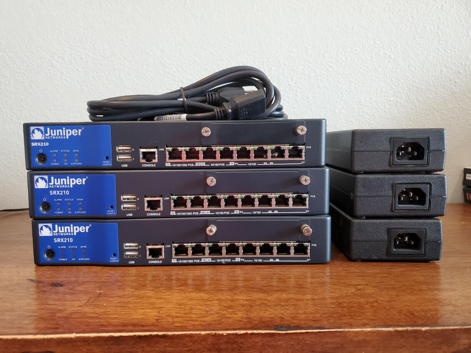 3x Juniper Networks SRX210 8-Port Gigabit Routers VPN FW - w/ POWER ADAPTER
