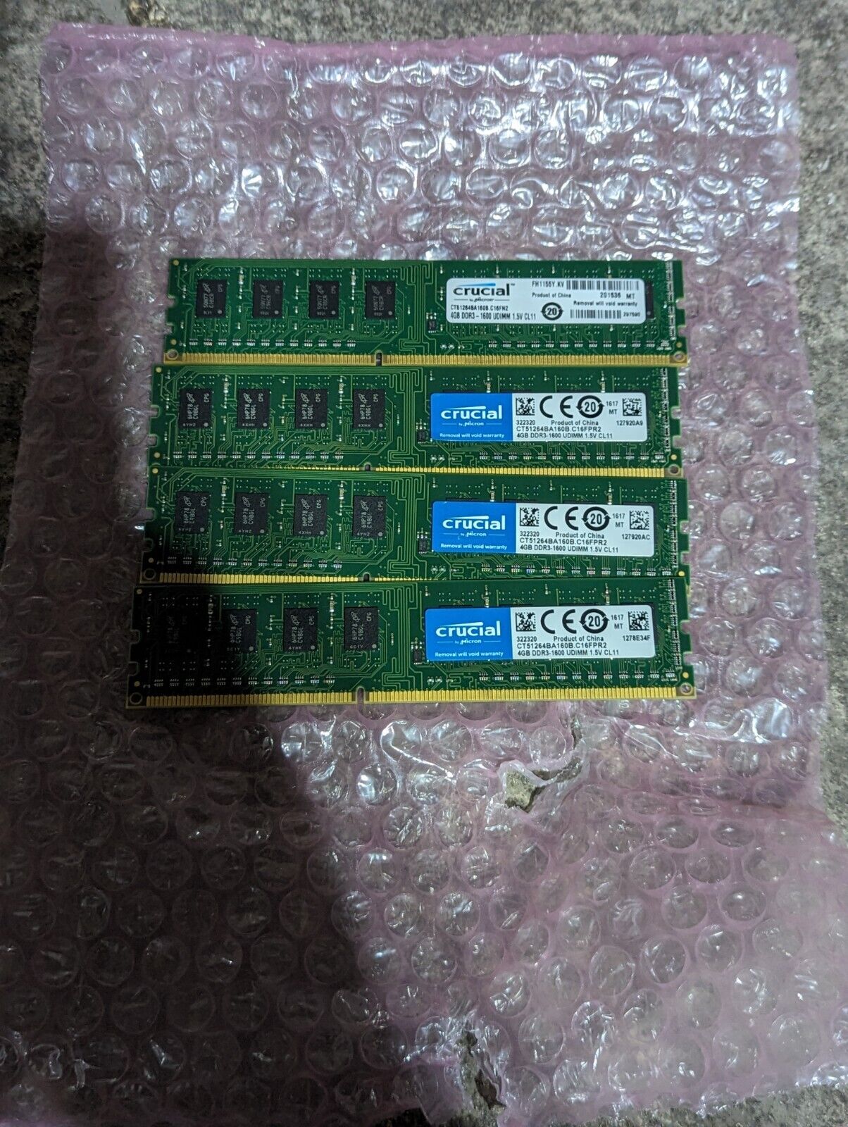 Crucial Random Access Memory - 4GB RAM - Open Box - CT51264BD160B - US SELLER
