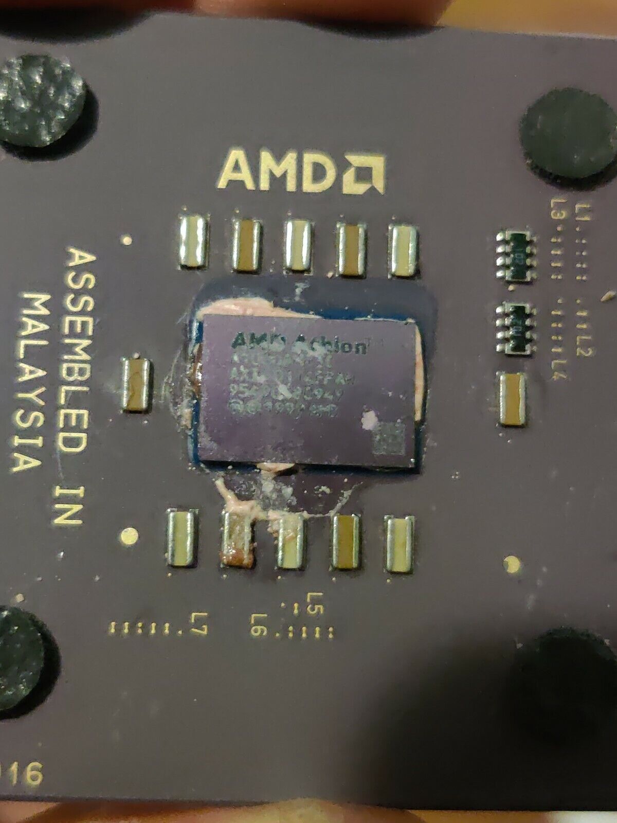 A1000AMT3B - AMD Athlon 1000 1.00GHz 200MHZ 256KB Cache Processor Socket A