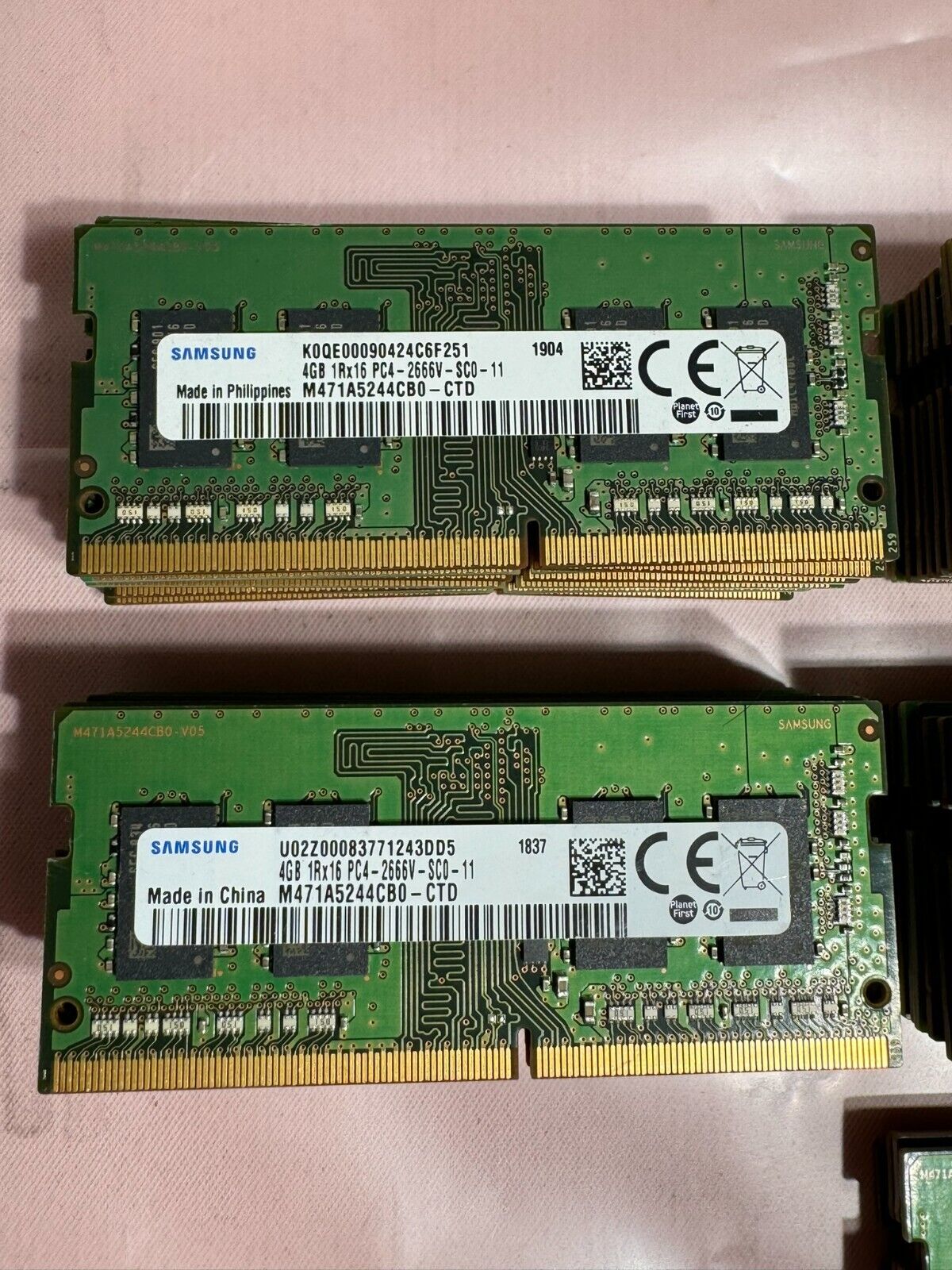 [Lot of 64] Samsung 4GB 1Rx16 [PC4-2666V-SC0-11] DDR4 Ram Memory Sticks