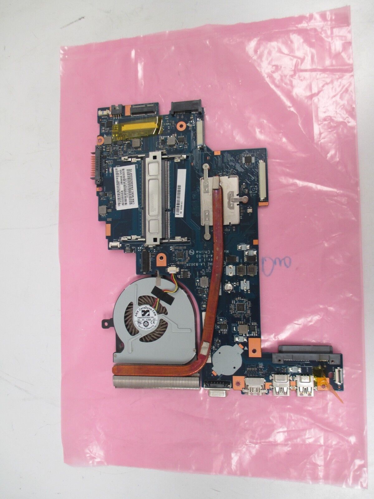 Toshiba satellite C55Dt-B Motherboard AMD Radeon R5 @2.00GHz w/ Heatsink & Fan