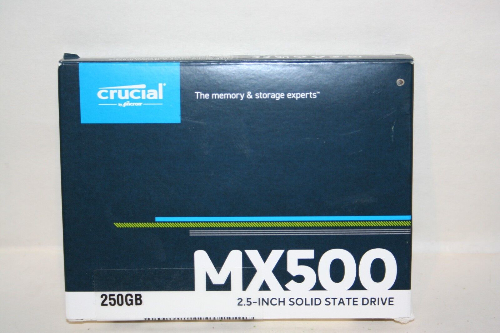 Crucial 250gb SSD A-Tech 8gb DDR3L A-Tech 16gb kit ddr3 1333MHz 8gb kit DDR3 160