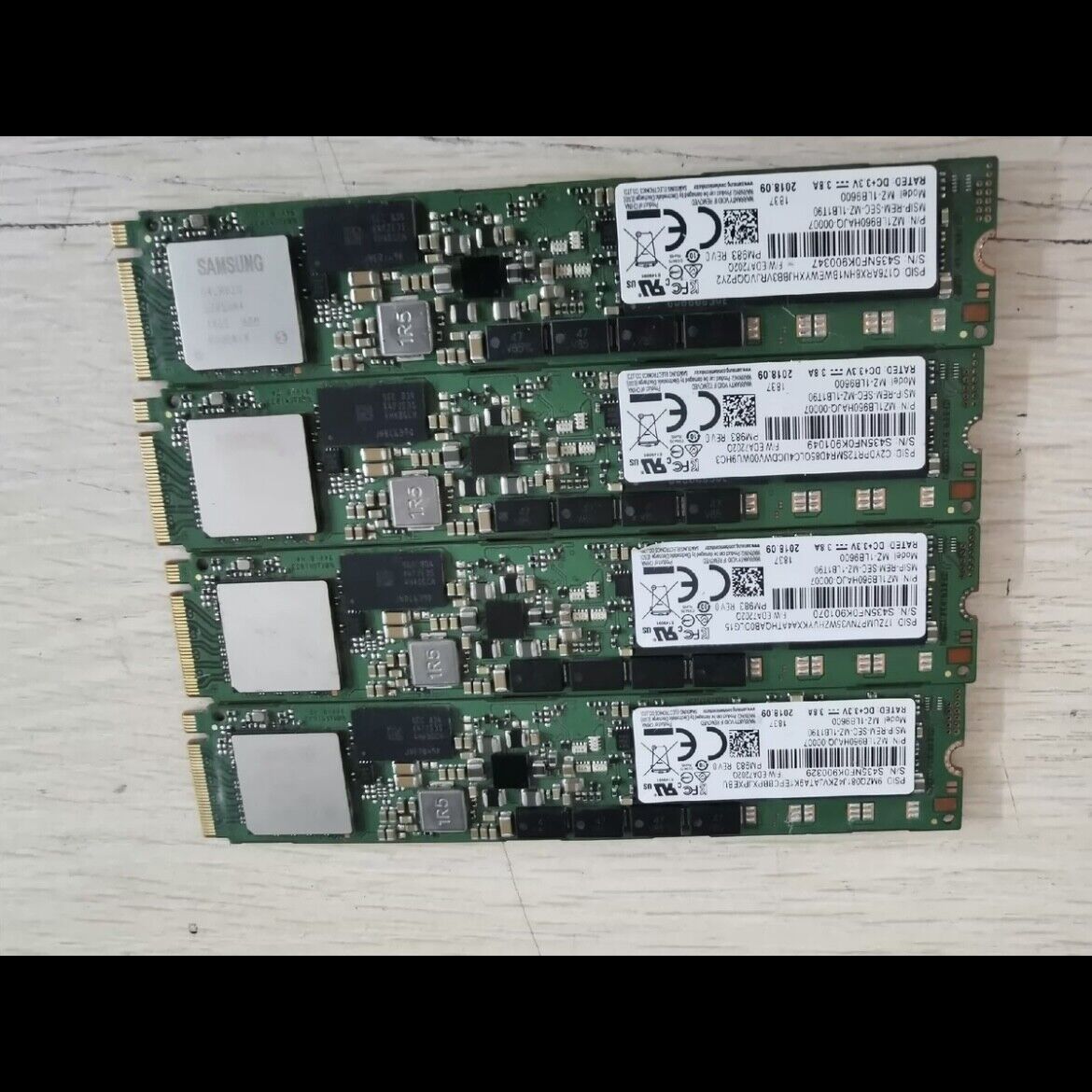 For Samsung PM983 960G M.2 NVME SSD Solid State Drive Enterprise Gra