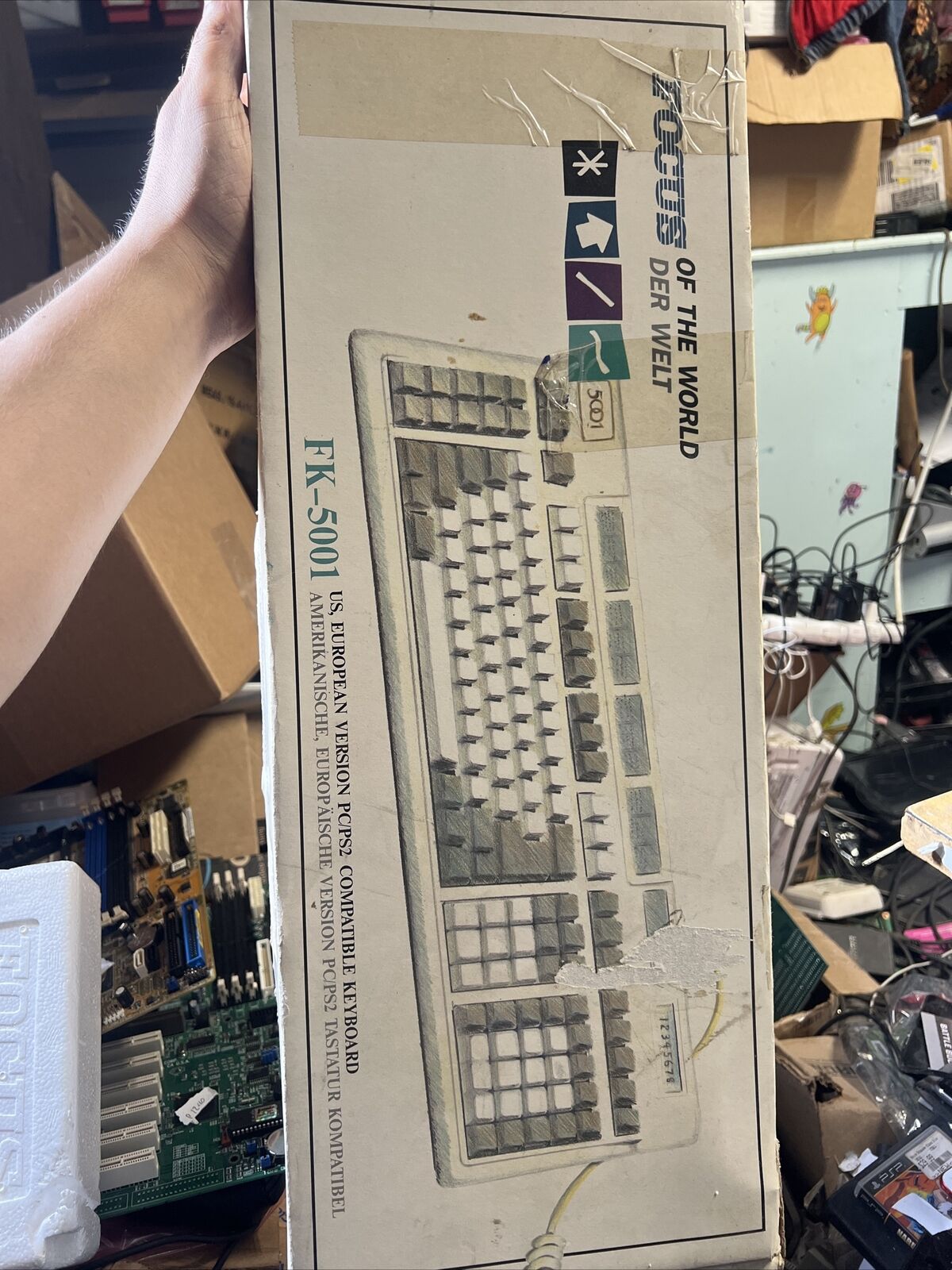 Vintage Focus FSQ4VY FK-5001 Clicky Mechanical Keyboard TESTED.