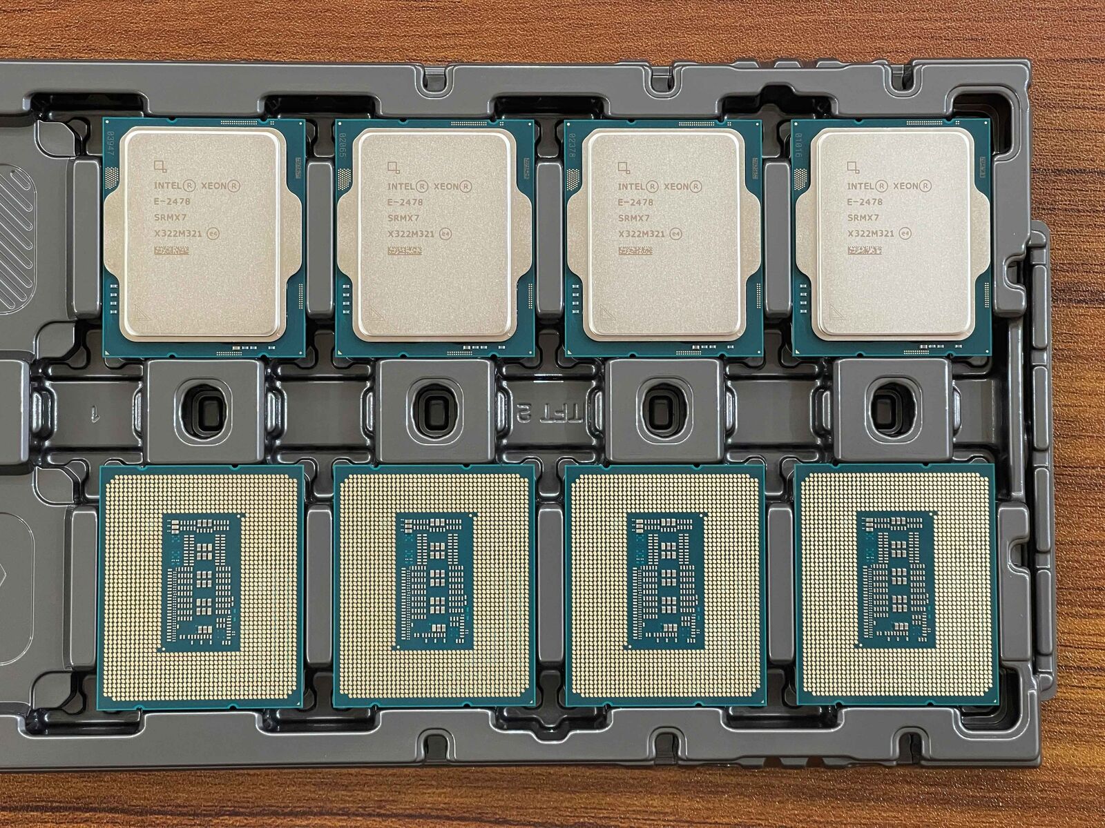 Intel Xeon E-2478 CPU 8 Core 16 Thread LGA1700 2.8GHz~ 5.2GHz Server Processor
