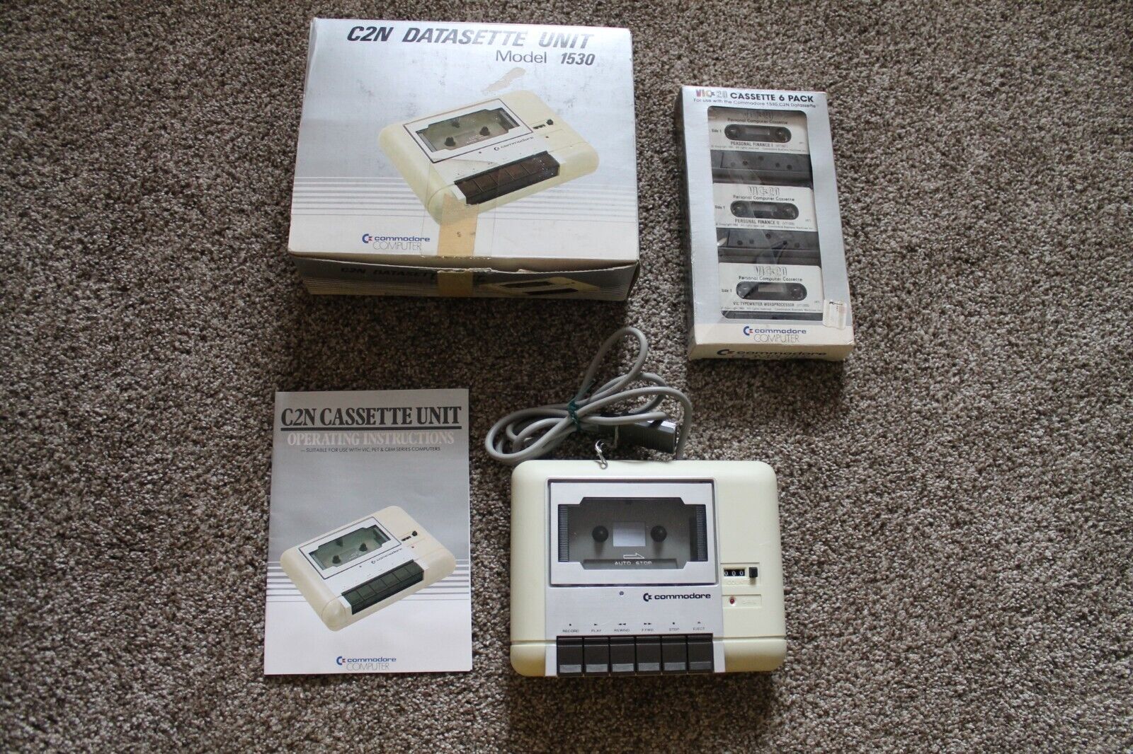 Commodore Vintage C2N 1530 Cassette Unit Datasette Recorder for VIC-20 and Tapes