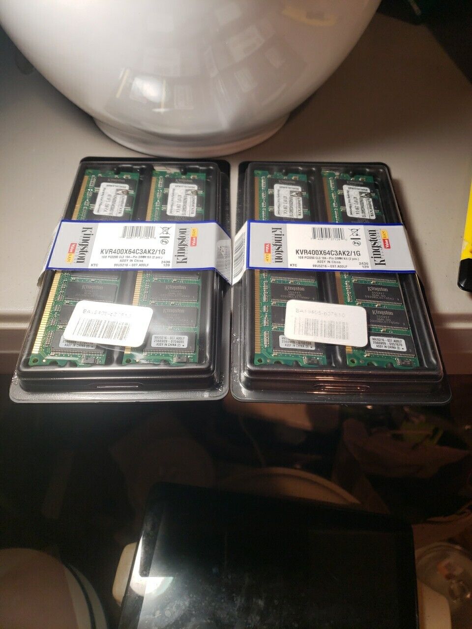 Kingston 1GB 2x512MB PC-3200 CL3 184 KVR400X64C3AK2/1G Desktop Memory Kit 