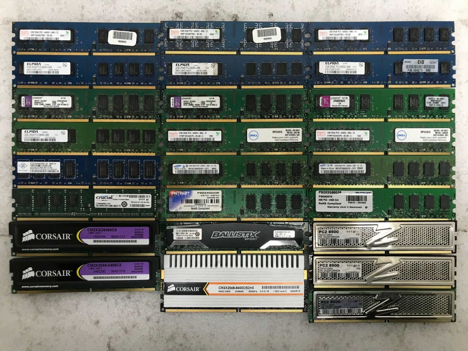 Lot of 25 / DDR2 PC2 / 2GB / Desktop Memory RAM Mixed Speeds