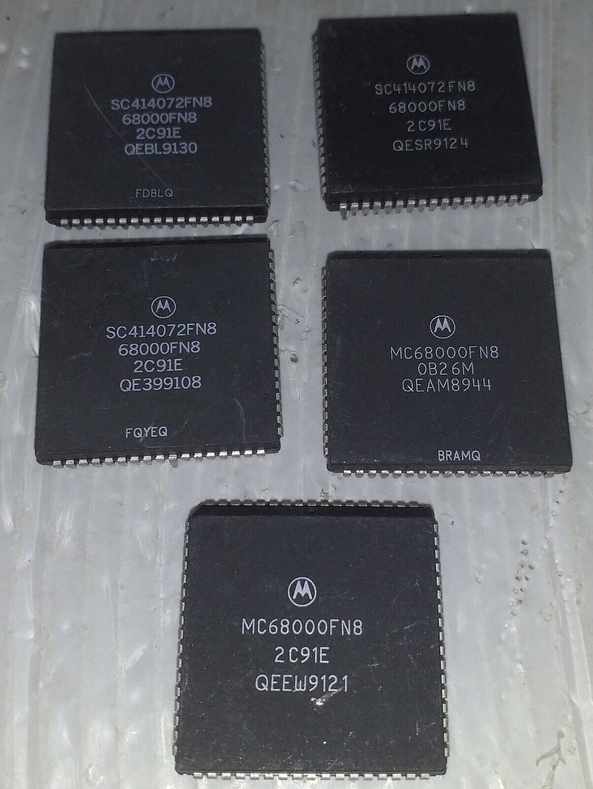 Atari 520 1040 STE Computer 5 x Motorola 68000 Processor CPU 68 Pin PLCC IC Chip