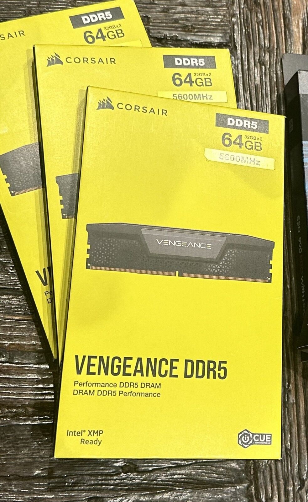 CORSAIR VENGEANCE 64GB (2 x 32GB) PC5-44800 (DDR5-5600) C40 DIMM Memory - Black