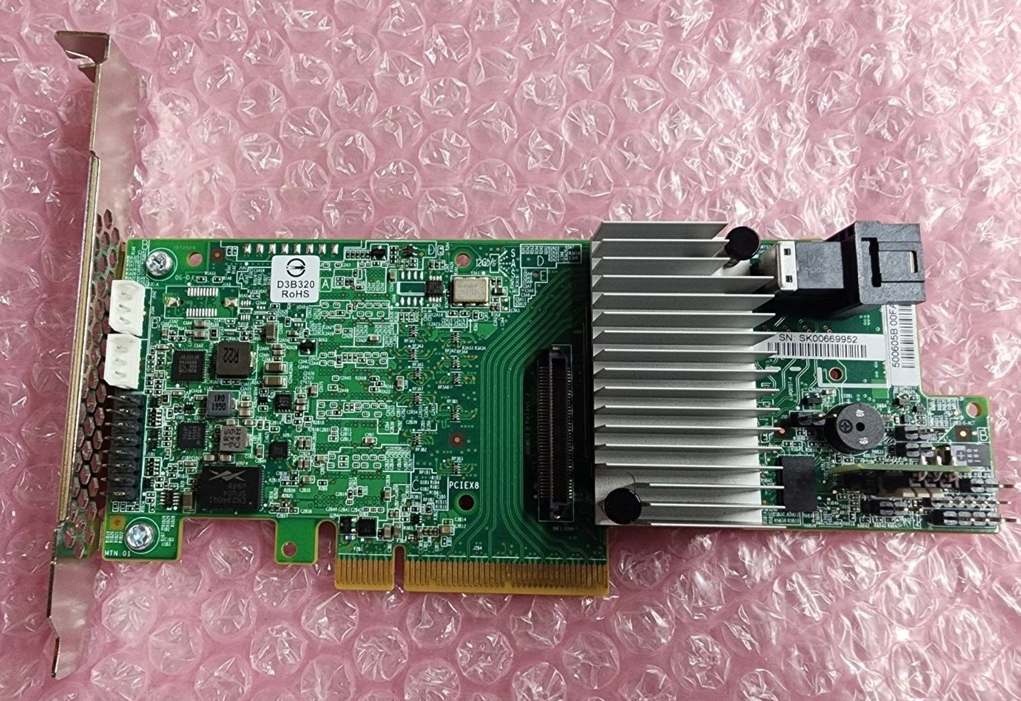 Intel RS3DC040 PCI-E x8 4-ports 12Gb SAS SATA Intelligent RAID Controller Card