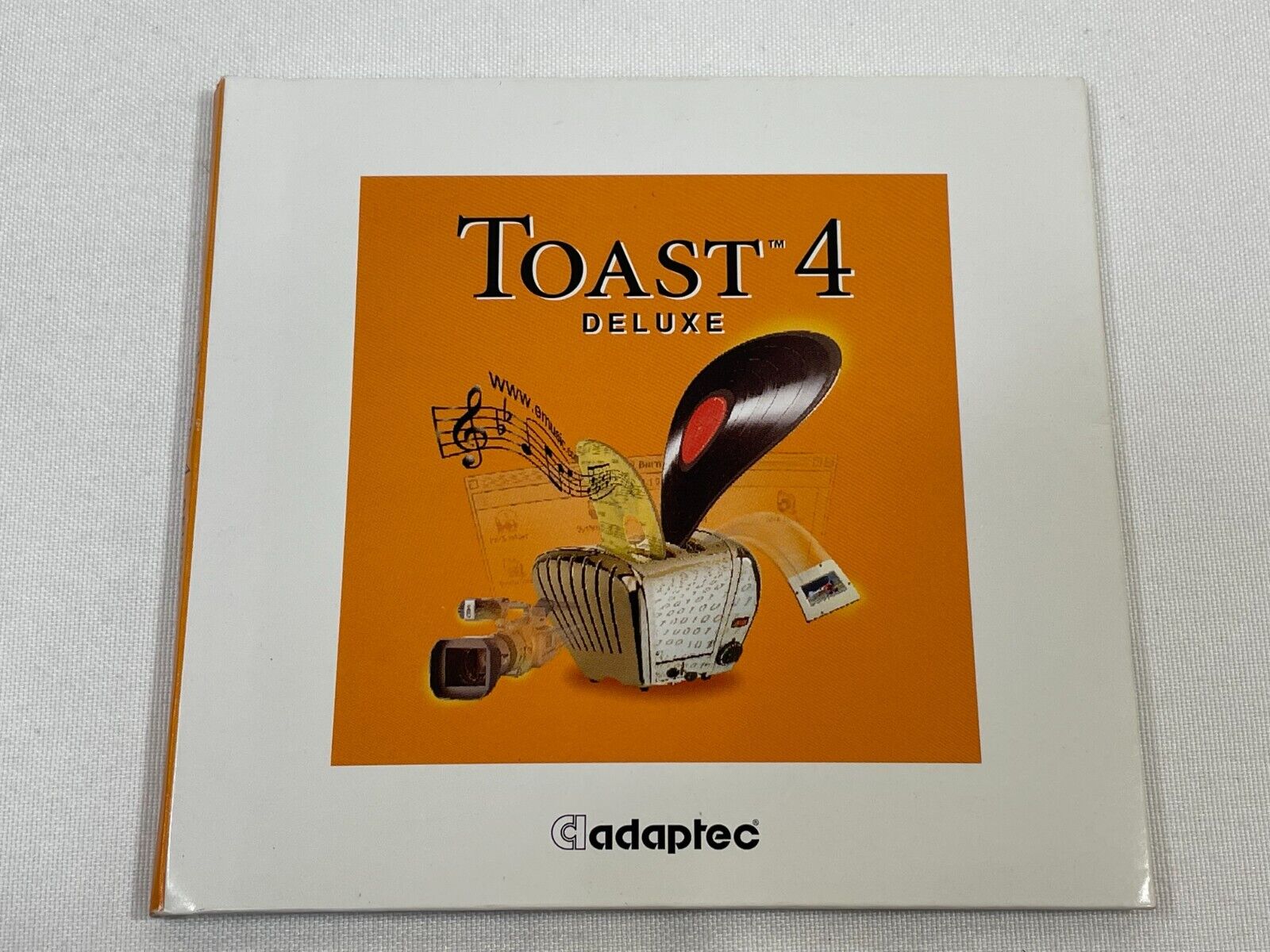 Vintage 1999 Toast 4 Deluxe Adaptec CD-ROM Recording Software PC/Mac Computer