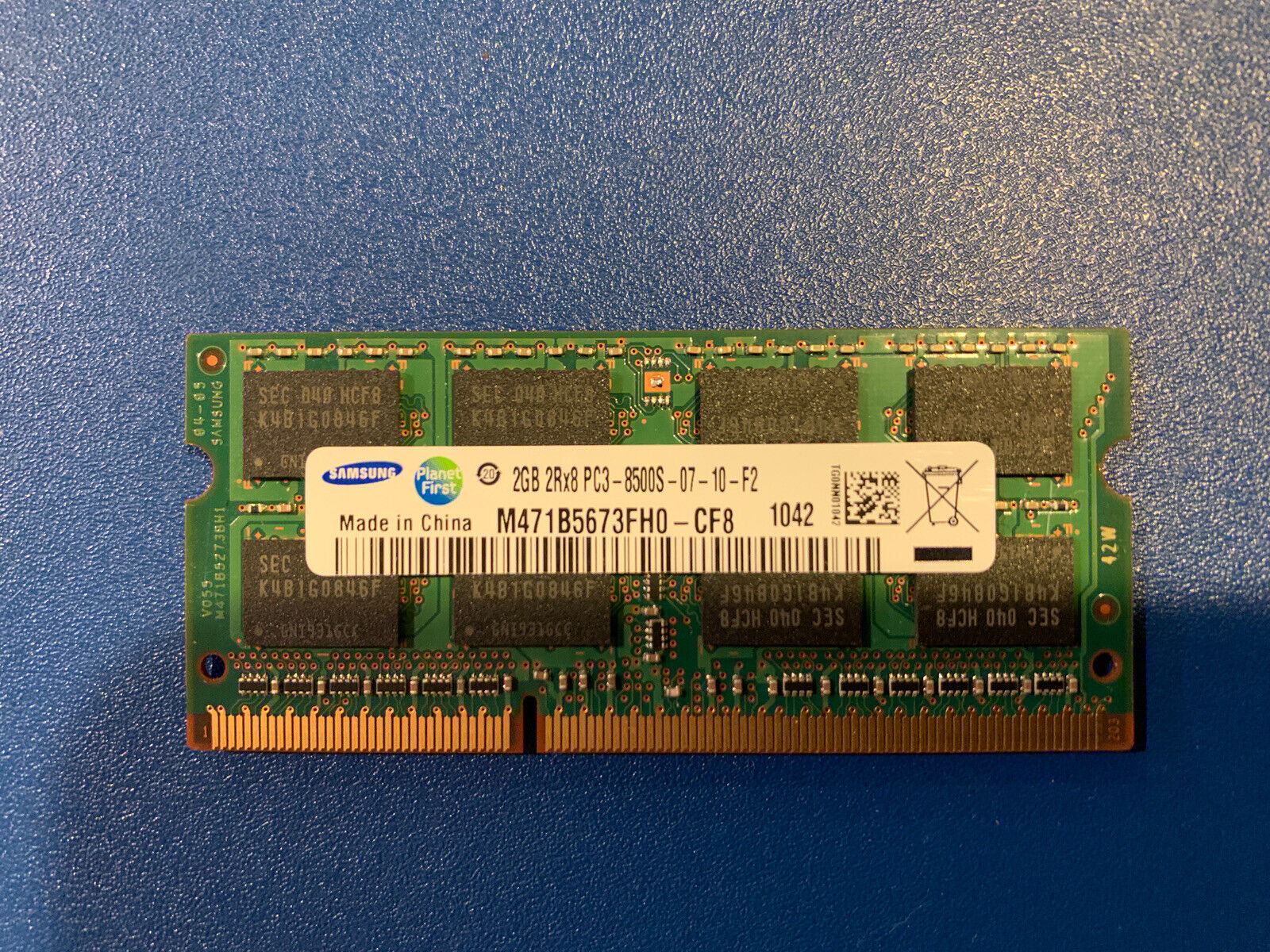 SAMSUNG DDR3 2GB 2Rx8 PC3 8500S Laptop Memory