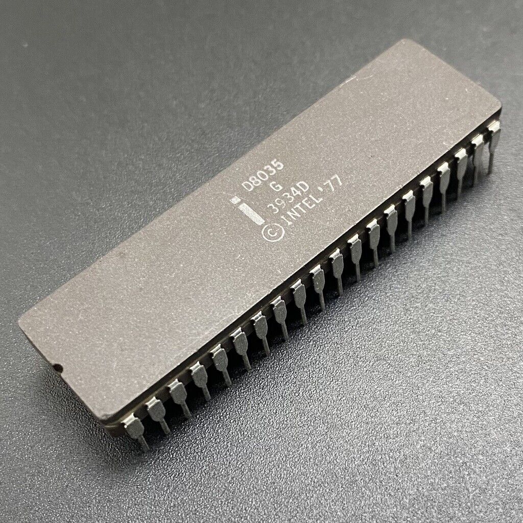 Intel D8035 CPU MCS-48 8035 Microcoltroller 8bit 6MHz Microcomputer DIP40 1979