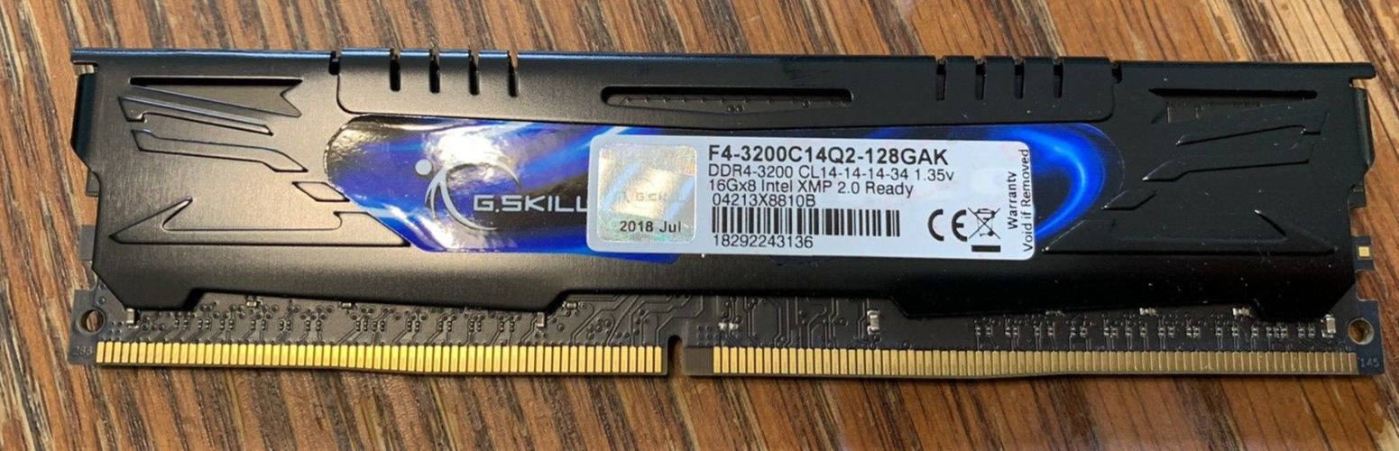 One 16GB Stick: Intel XMP Gaming Ram DDR4-3200 F4-3200C14Q2-128GAK Server Memory