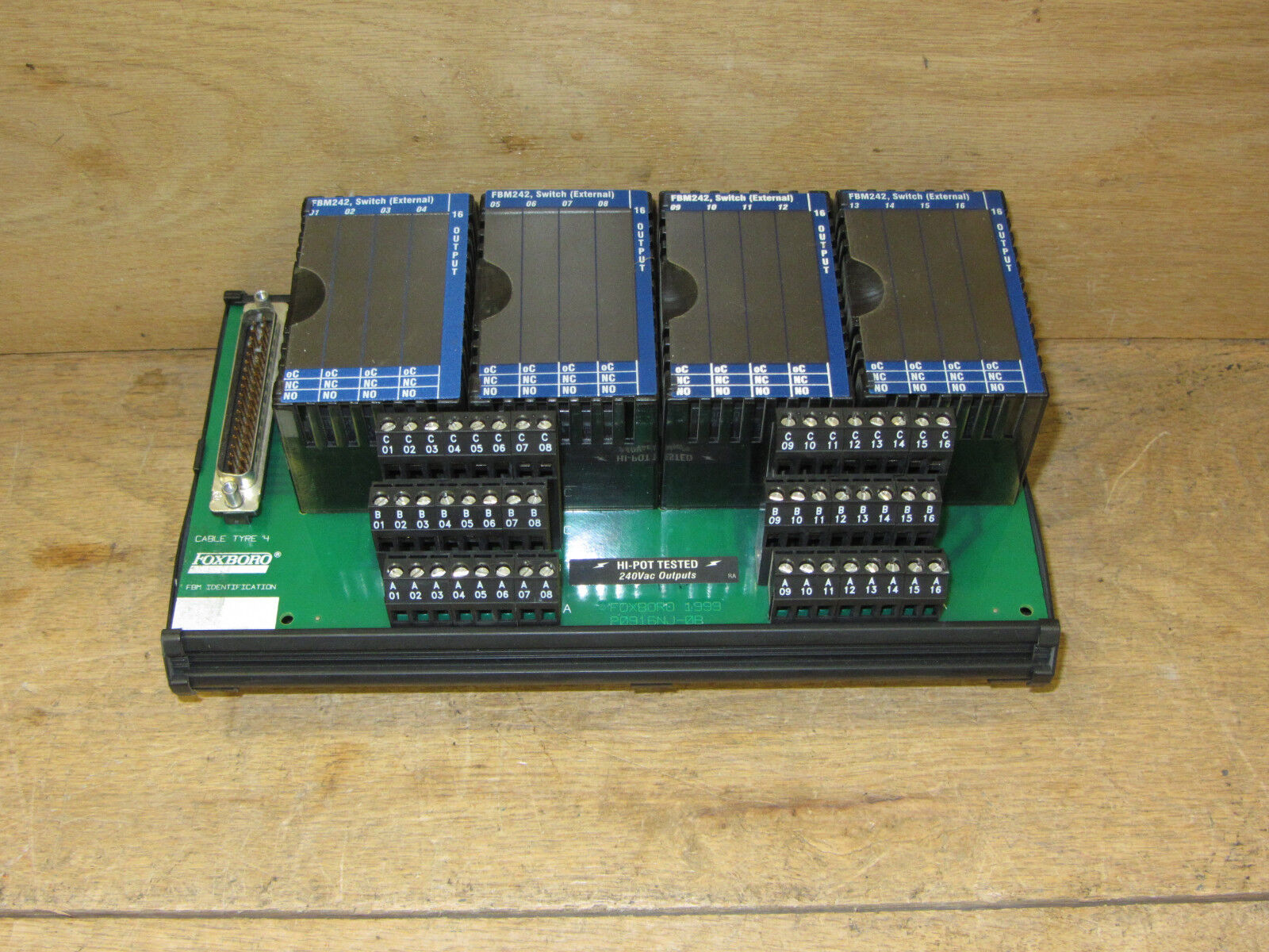 Foxboro P0916N-0B PLC Module with Base FBM242 Switch External (4) Used GPP