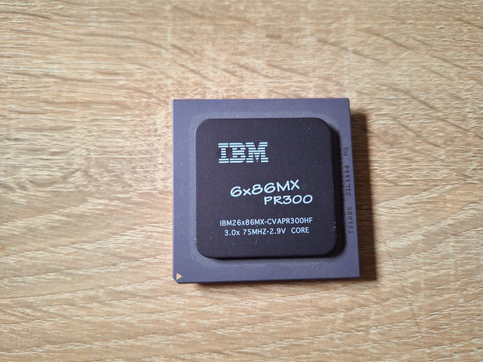 IBM 6x86MX PR300 IBM 6x86MX-CVAPR300HF vintage CPU GOLD6x86 vintage CPU GOLD