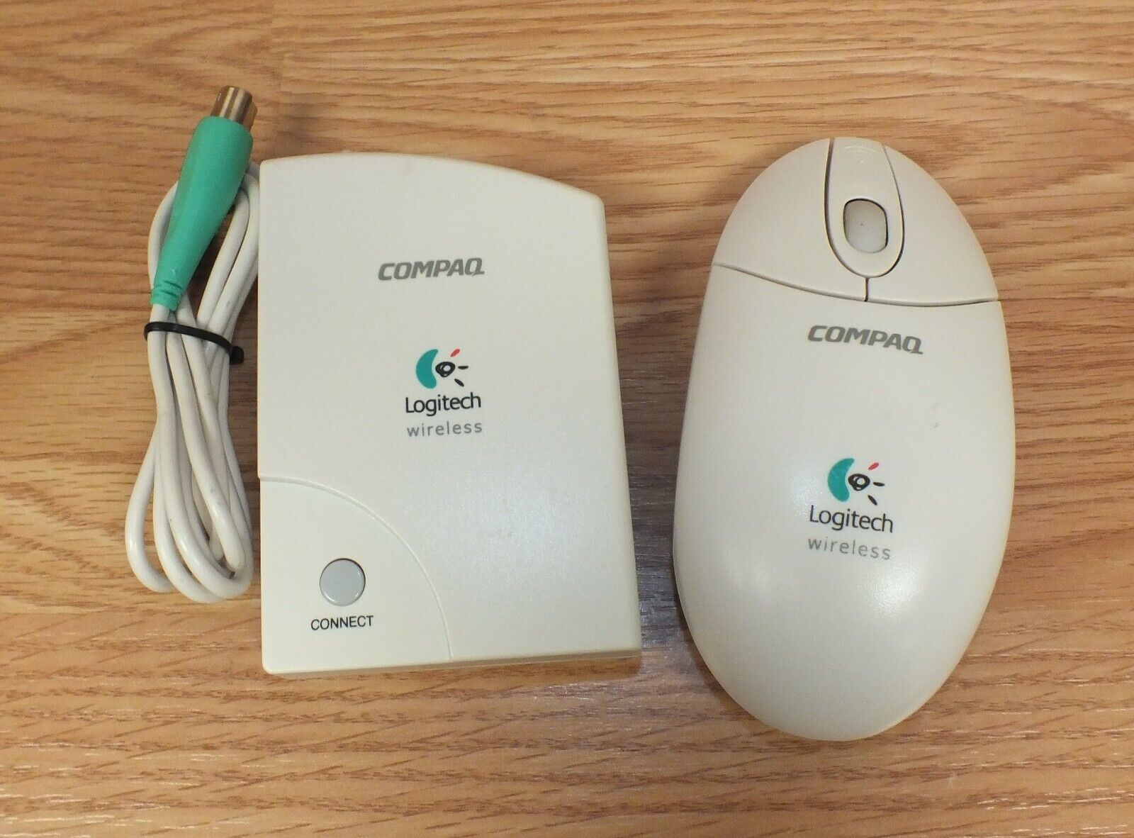 Vintage Compaq Logitech C-RC3-MSE Wireless Wheel Mouse & Receiver 