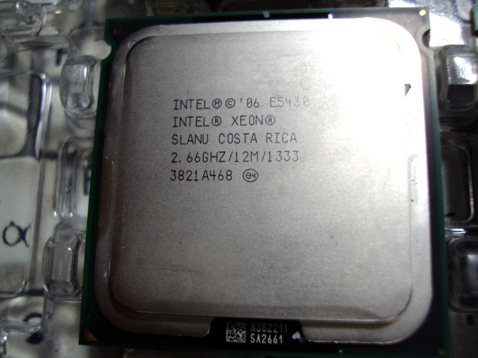 Intel Xeon E5430 2.66GHz Quad-Core SLANU (EU80574KJ067N) Processor w/Grease