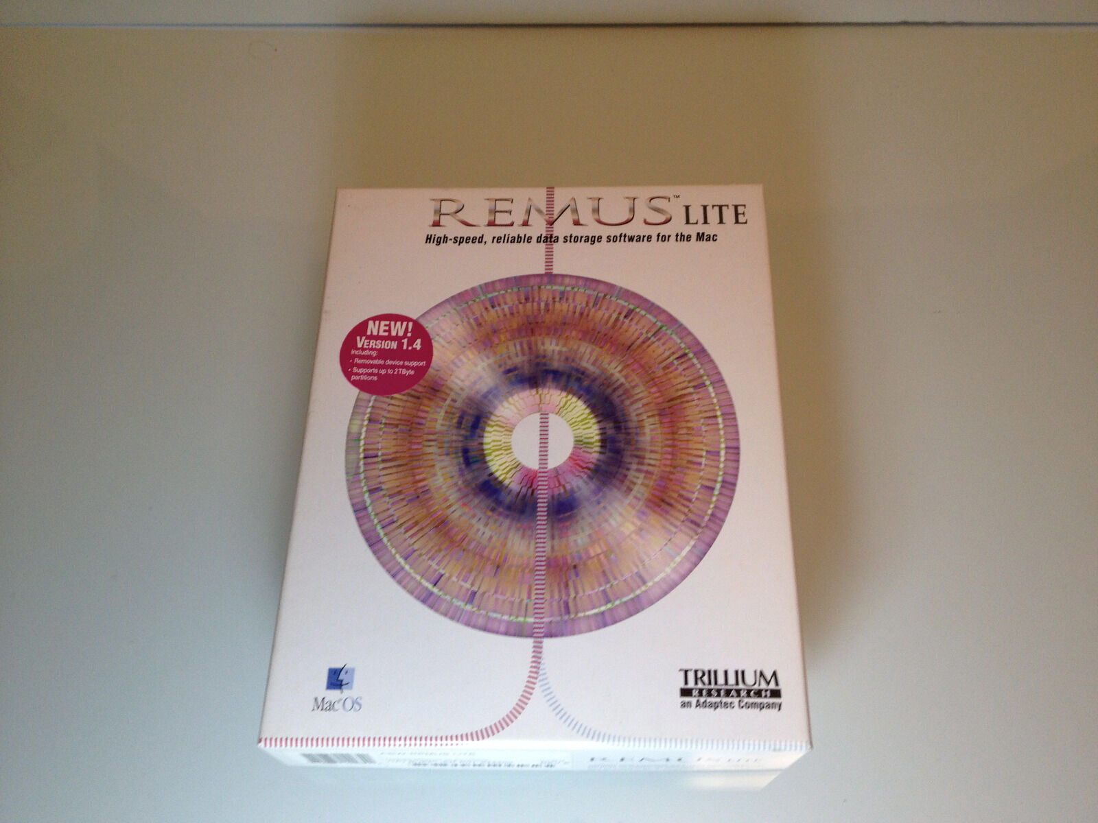 Adaptec Trillium Research REMUS Raid software (Version 1.4)(Mac)(944200 Rev-E)