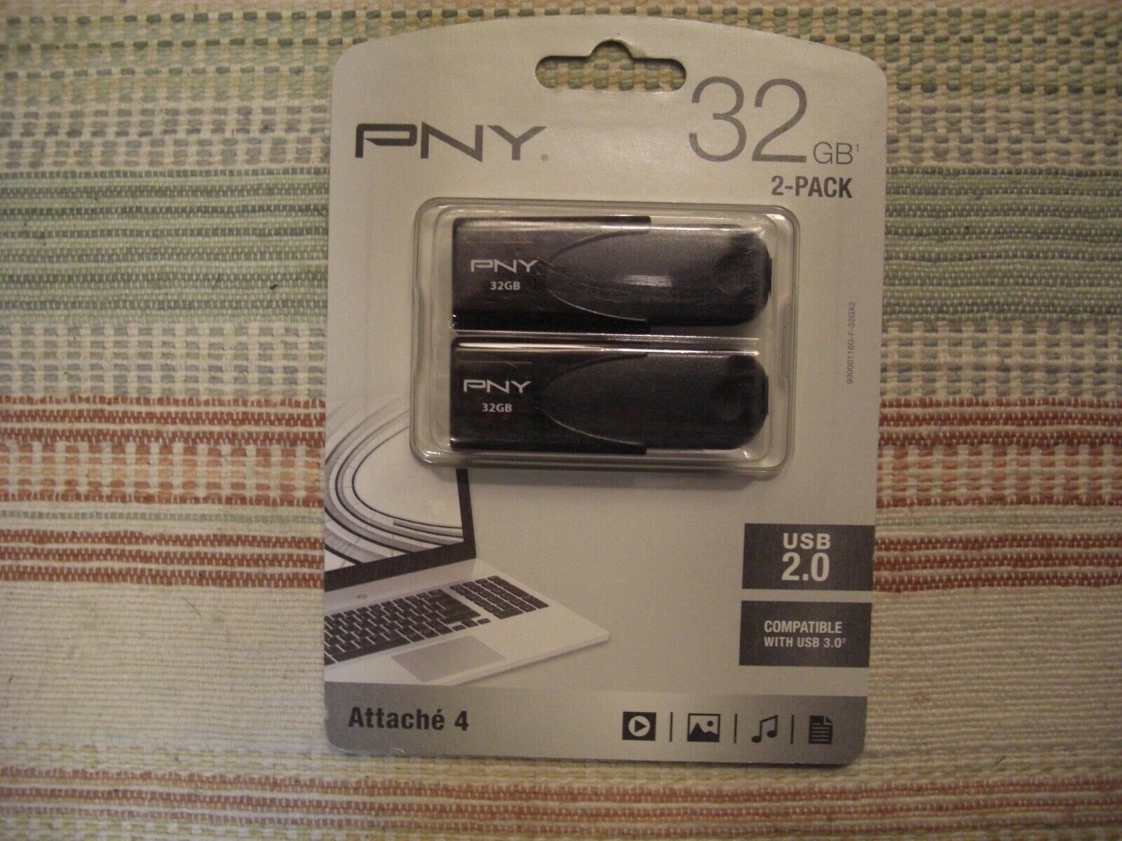 PNY 32GB Attache 4 USB 2.0 flash drive 2-pack (64GB total)