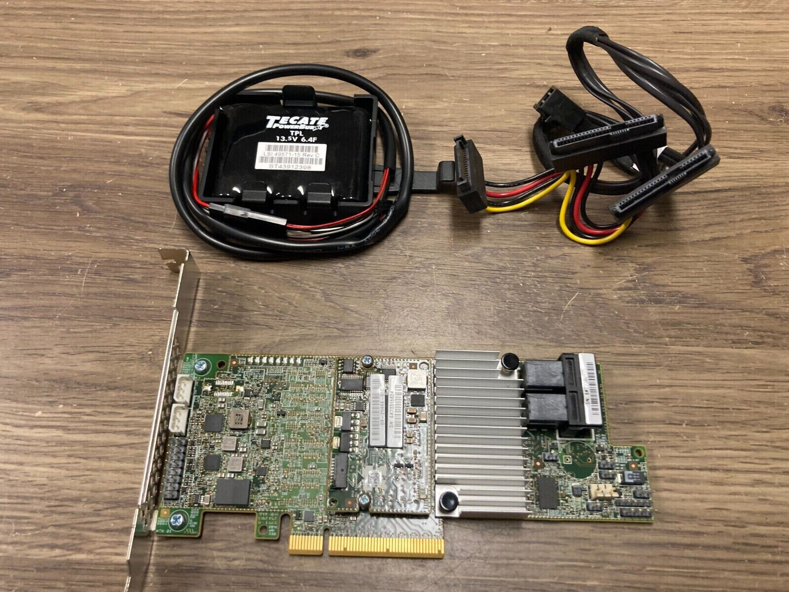 MM445 DELL LSI MEGARAID 12GB 8-PORT PCI-E 3.0 SATA/SAS RAID CONTROLLER 0MM445