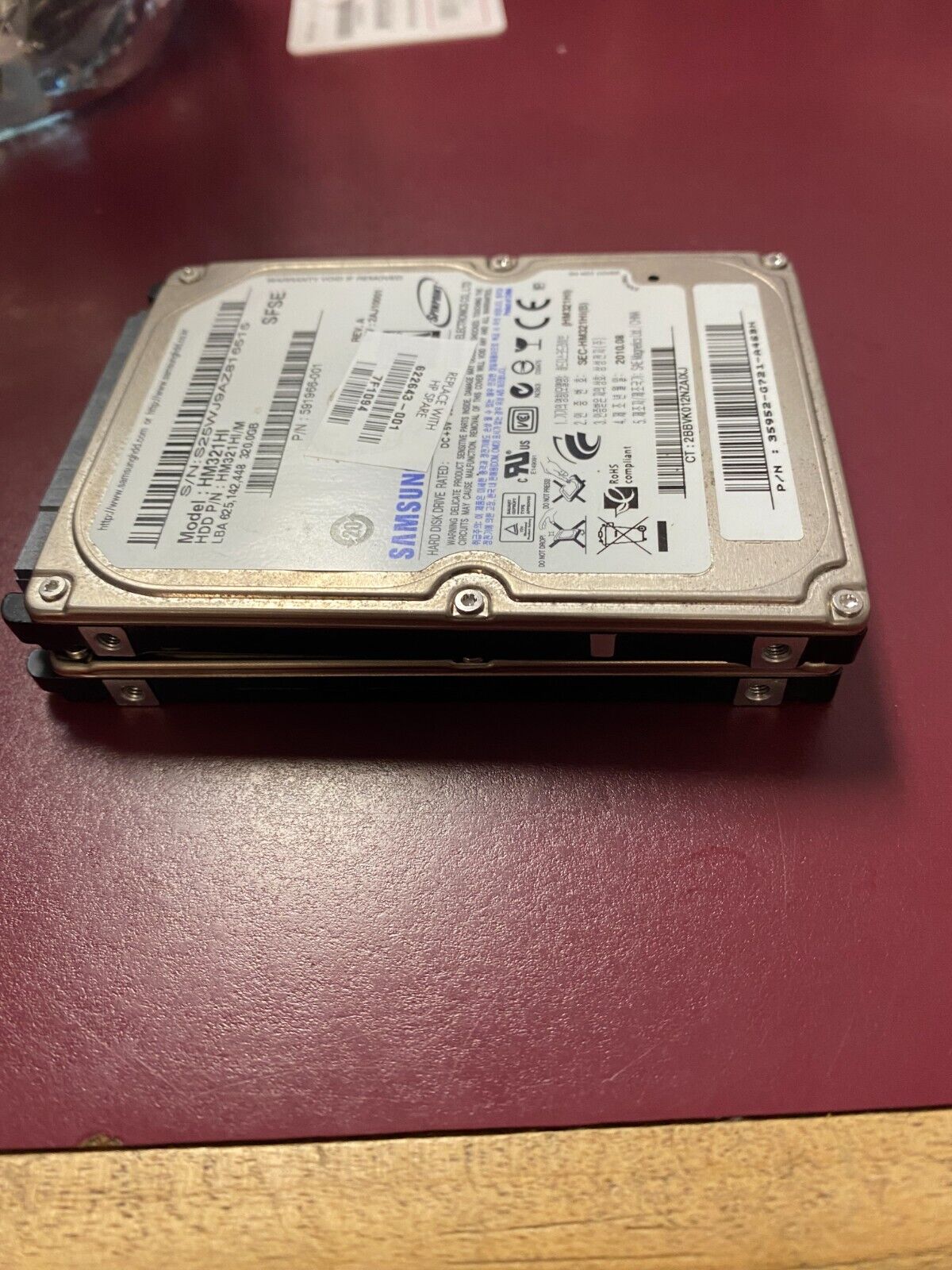 Samsung internal hard disk drives 320 GB (2)