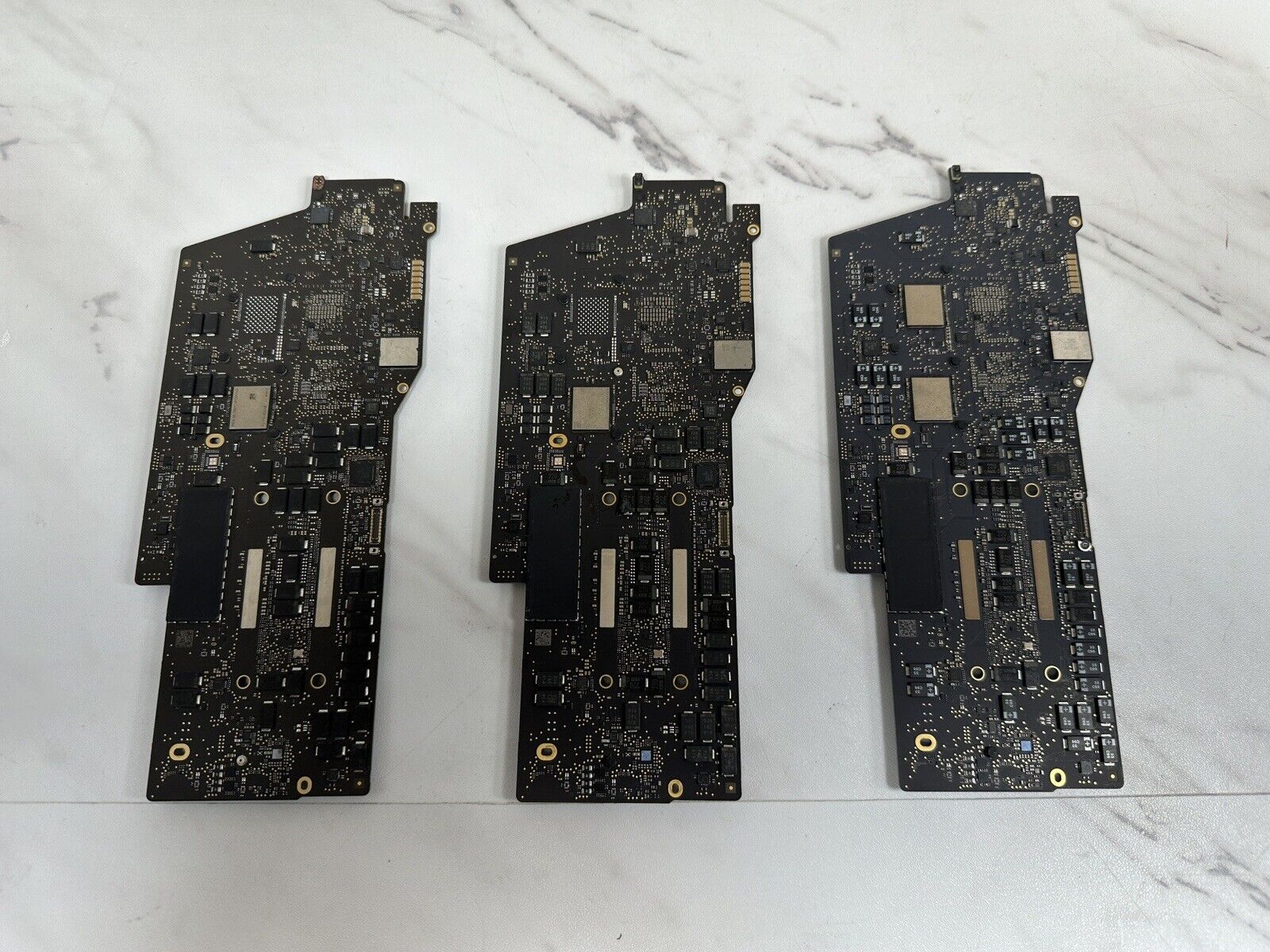 LOT OF 3x MACBOOK PRO 13 2019 A2159 LOGIC BOARDS 820-01598-06 *SOLD AS IS*