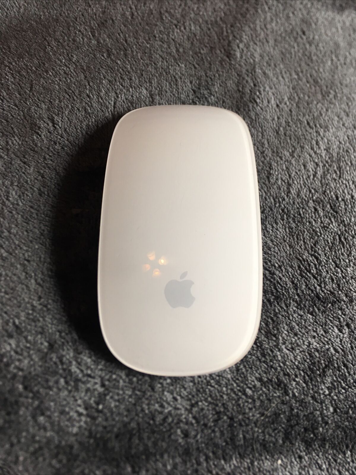 Apple A1296 (MB829LLA) Wireless Magic Mouse OEM - Genuine Missing Battery Cover