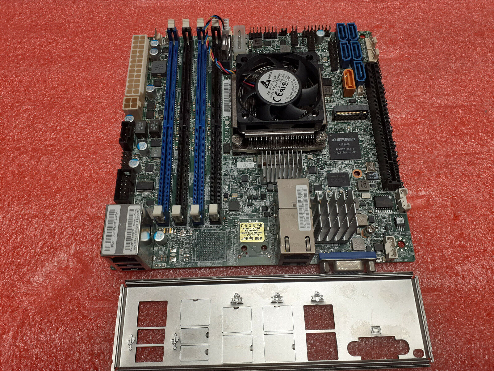SuperMicro X10SDV-4C-TLN2F, Mini-ITX,Xeon D-1521. with active fan & I/O shield