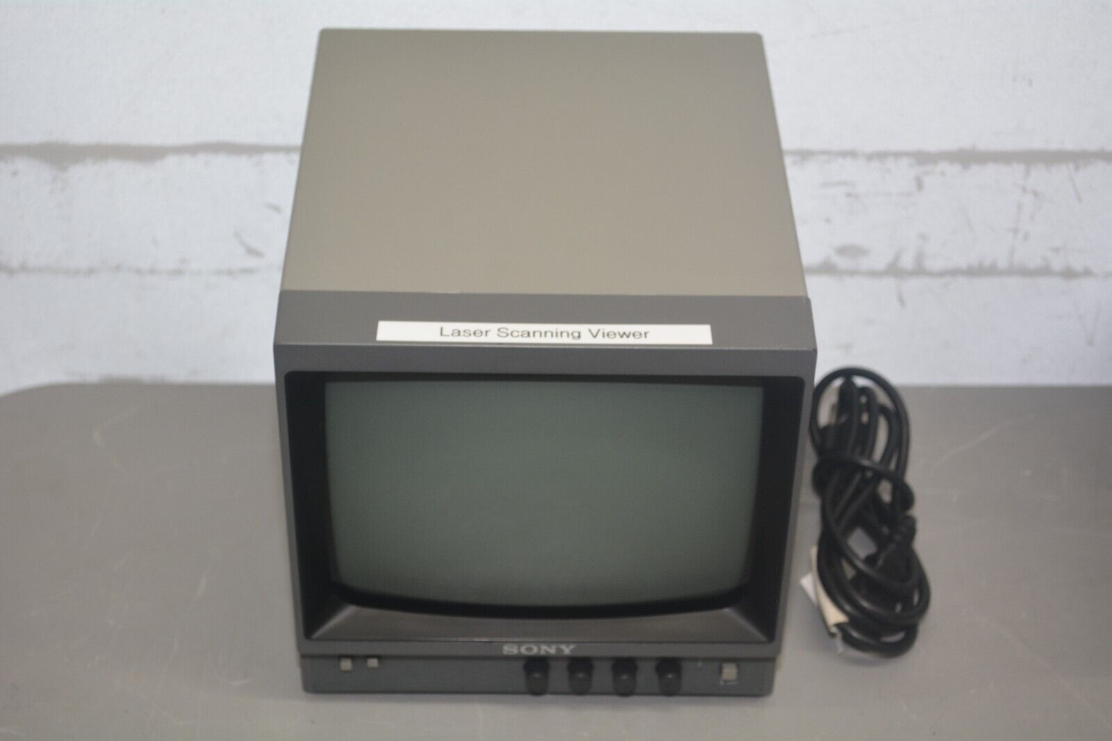 ^ Sony Trinitron PVM-95E Black & White Video Monitor #X1229