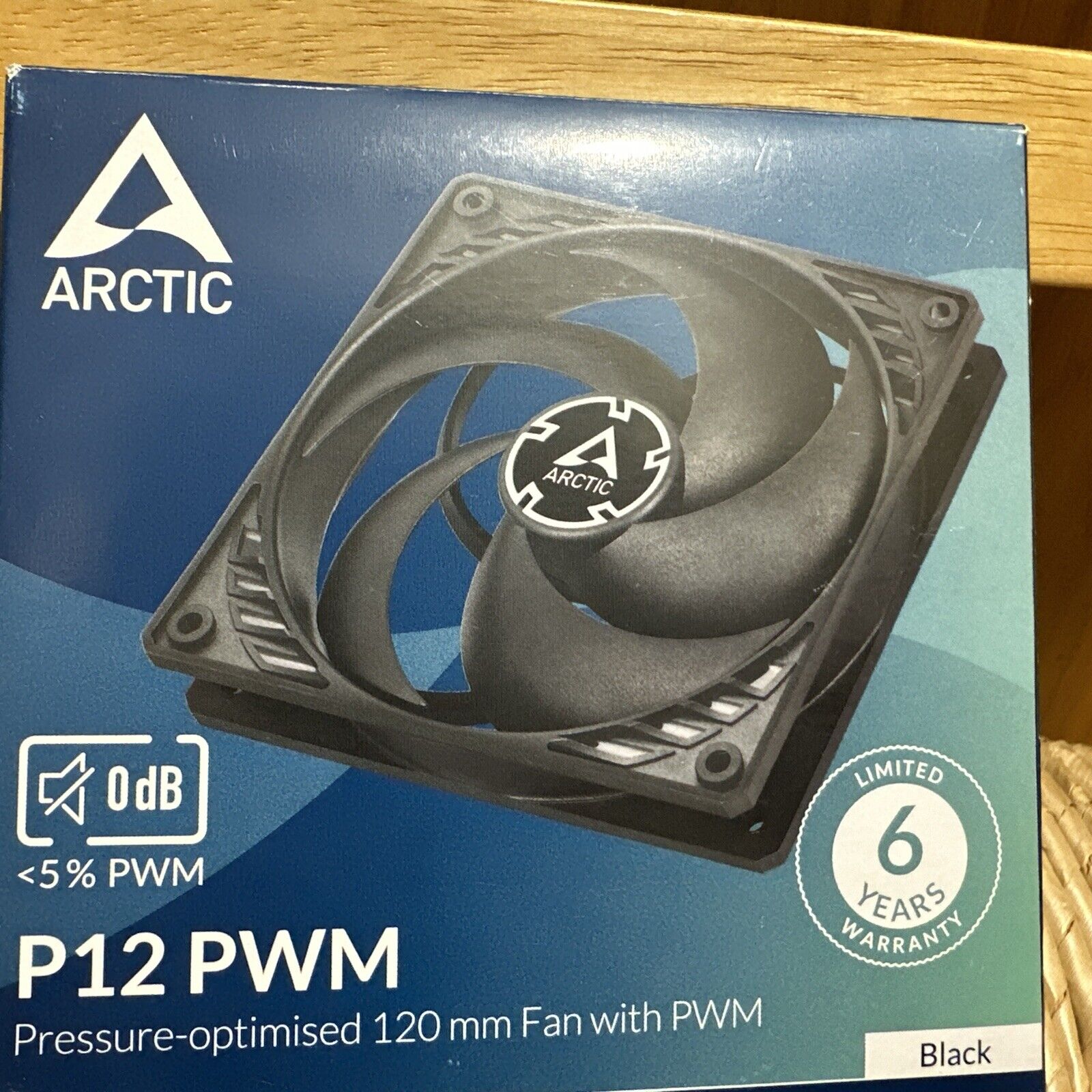 ARCTIC P12 PWM (Black) 120 mm Case Fan Pressure Optimized Quiet in Original Box