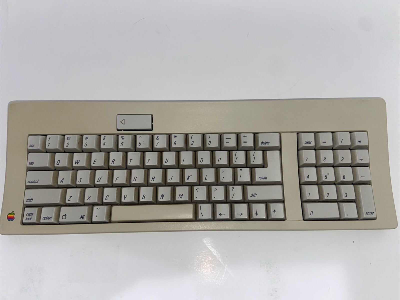 VTG Original Apple Macintosh Keyboard M0116 NO CORD
