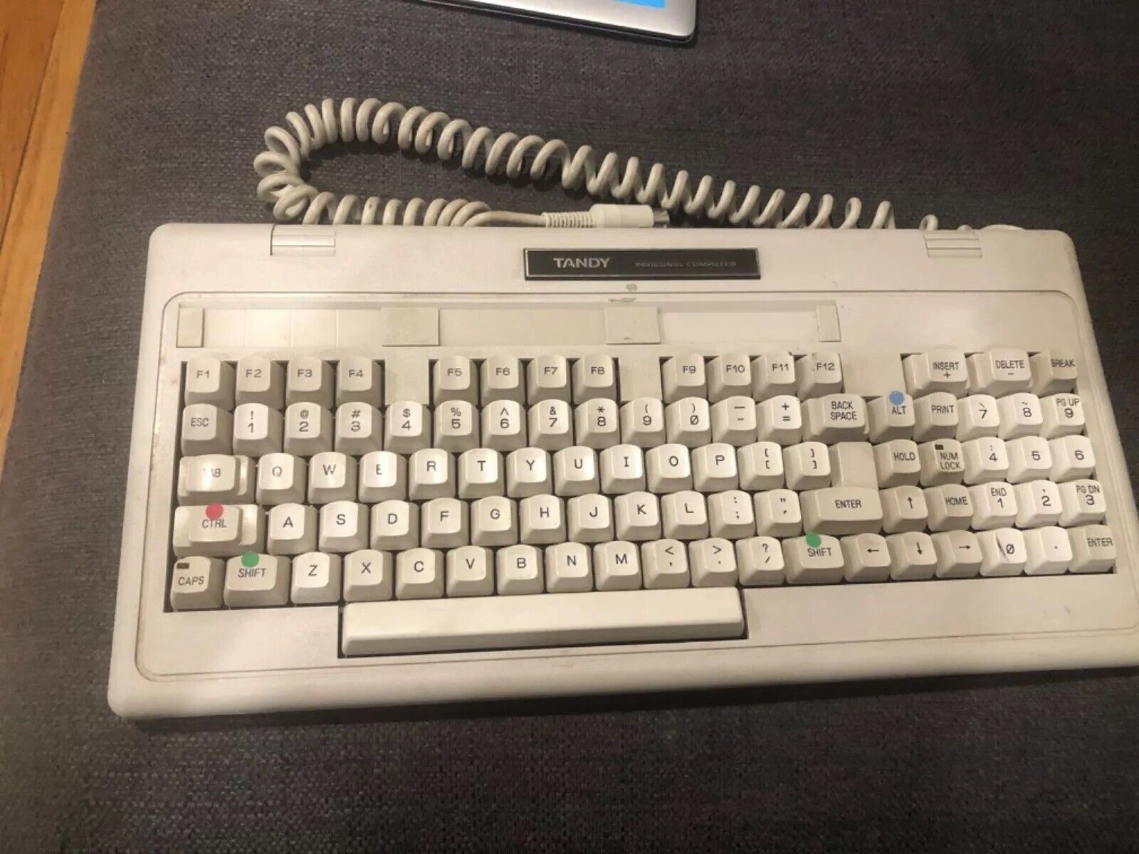 Genuine Vintage TANDY 1000 Personal Computer Keyboard, Great Working Condition 