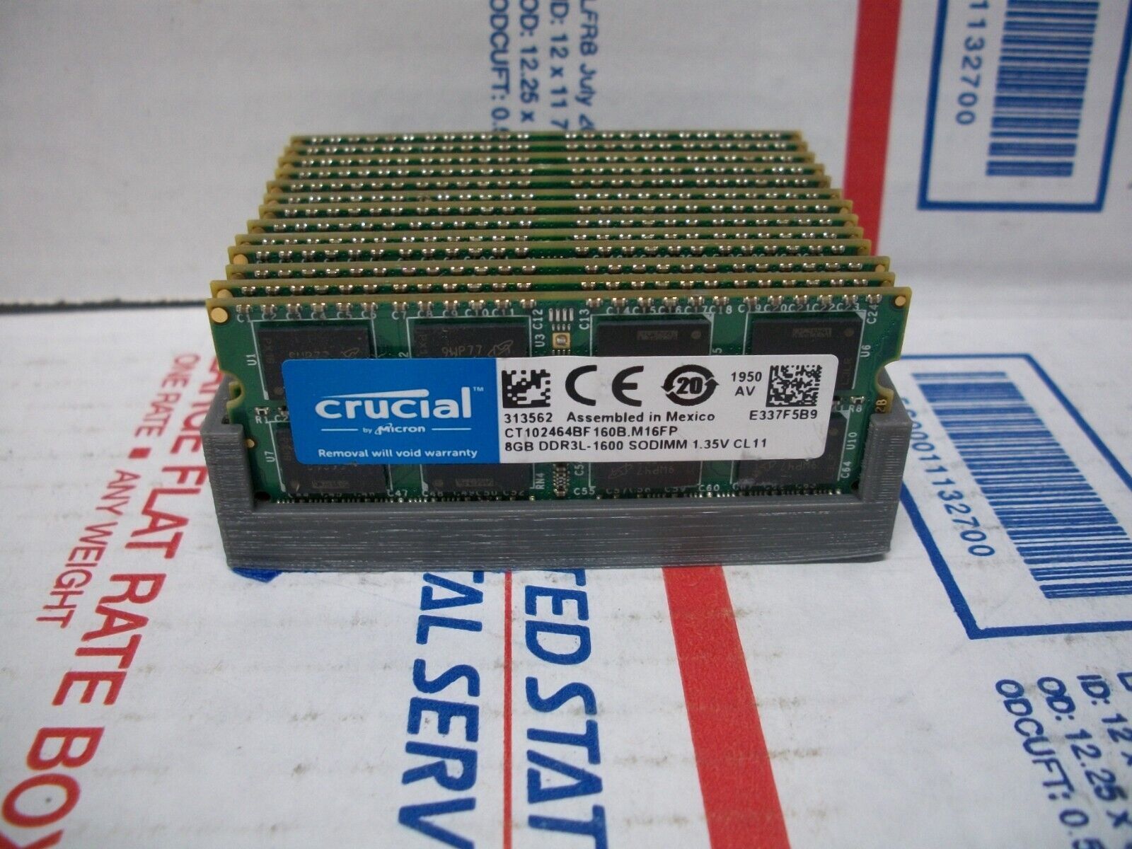 Crucial CT102464BF160B 8GB SO-DIMM PC3-12800 (DDR3-1600) Laptop RAM Modules