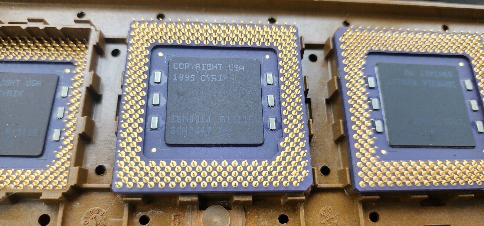 IBM 6x86MX-PR300 6x86MX PR300 75Mhz CPU Socket 7 2.9V ✅ Gold