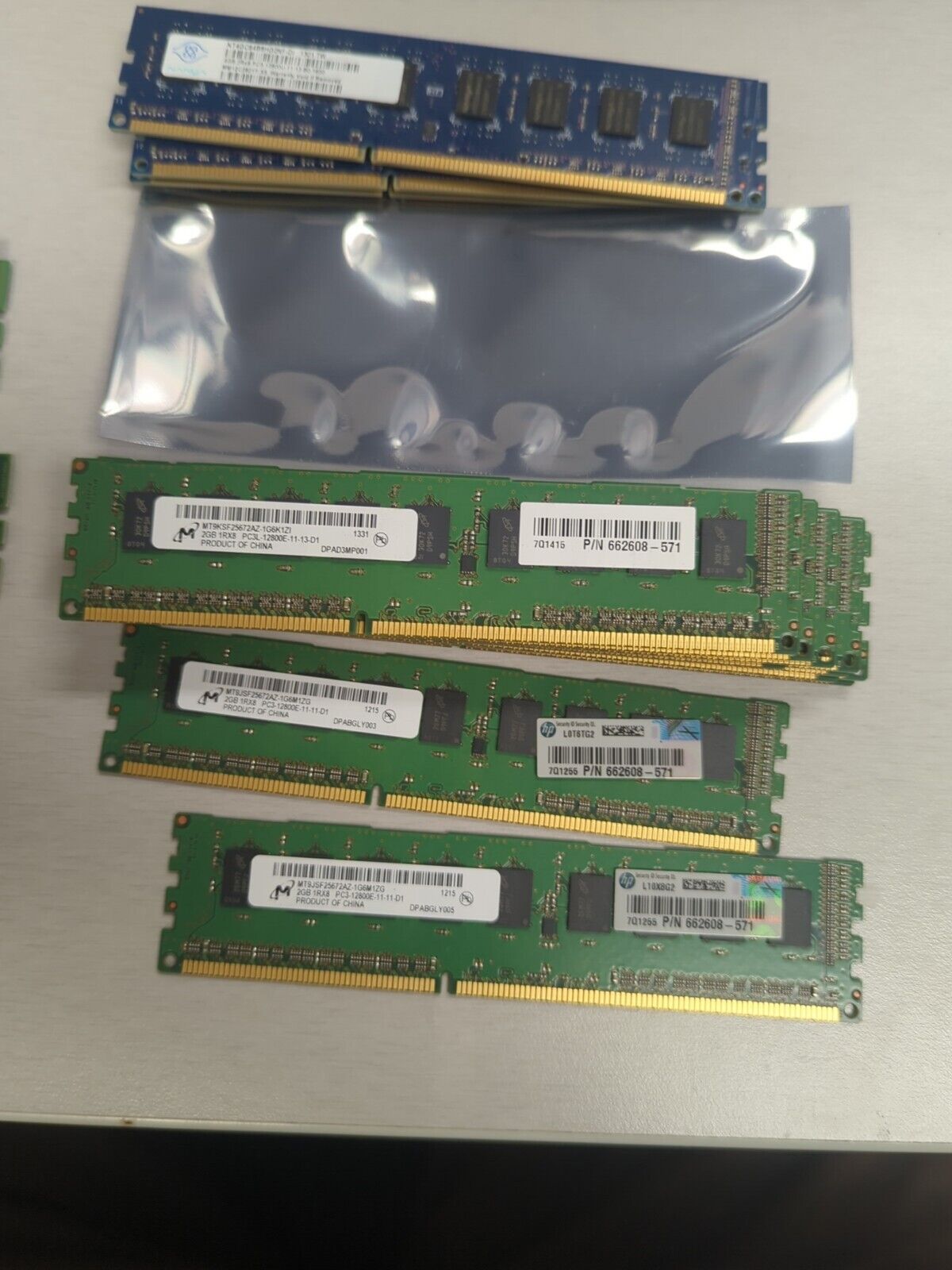 16-Micron  2GB PC3-12800E DDR3-1600MHz ECC  662608-571 Lot 16 Mt9jsf25672az