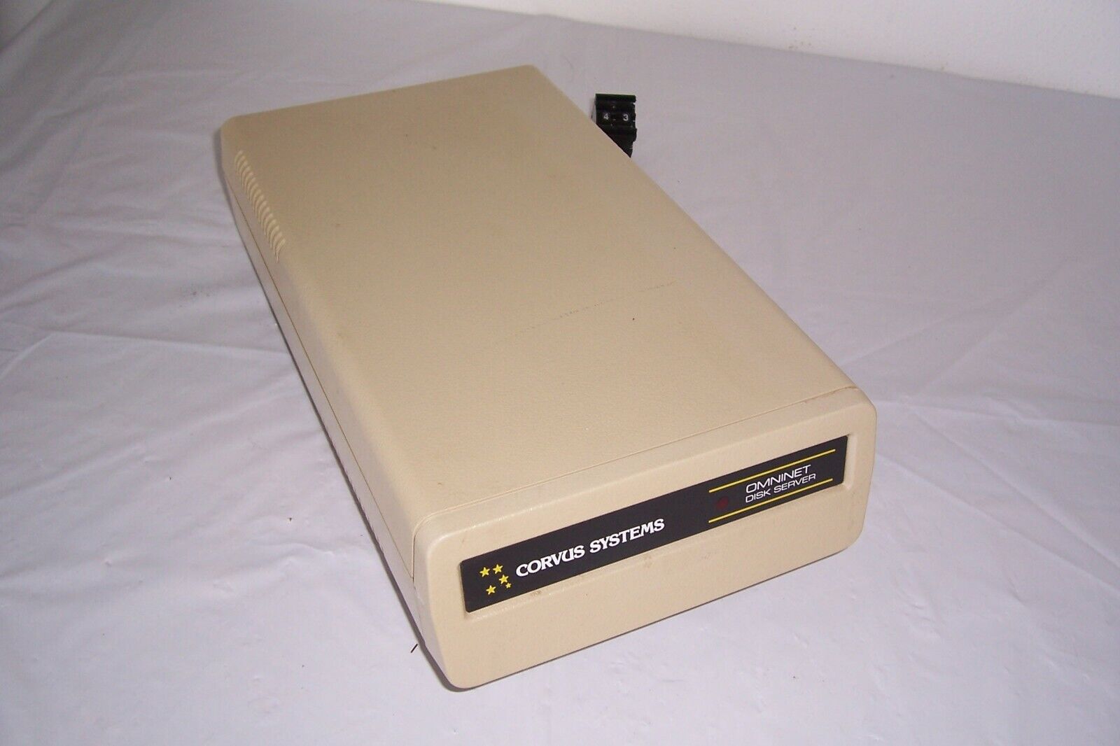 Corvus Omninet disk server