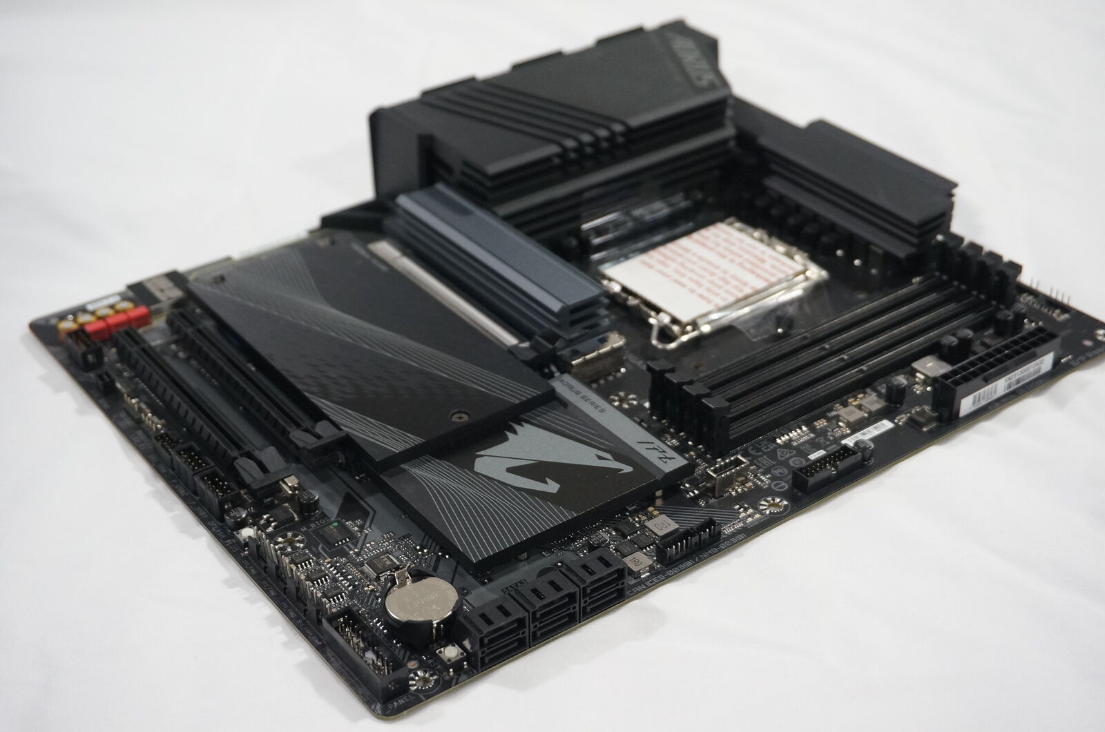GIGABYTE Z690 AORUS Elite AX (LGA 1700/Intel 7690/WiFi 6) - Gaming Motherboard