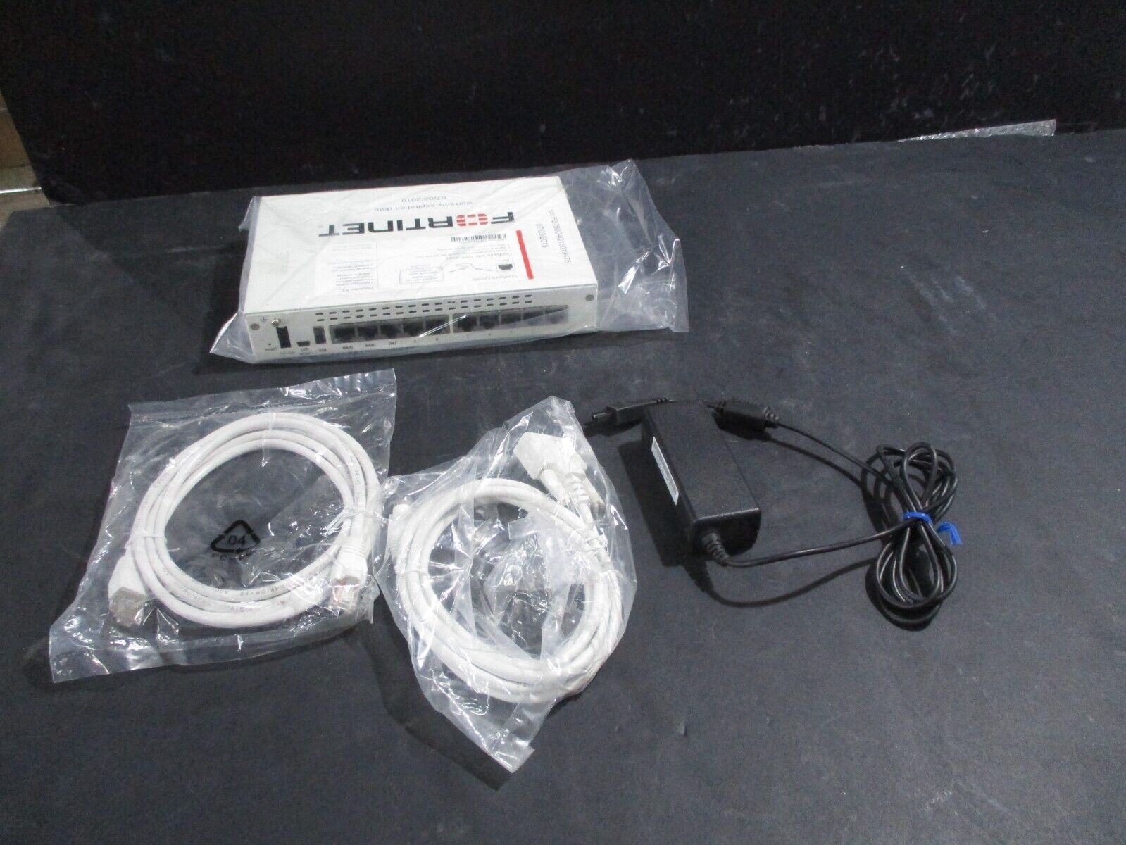 Fortinet FortiGate-60D FG-60D Firewall  Security Appliance w/ ADAPTER & CABLE