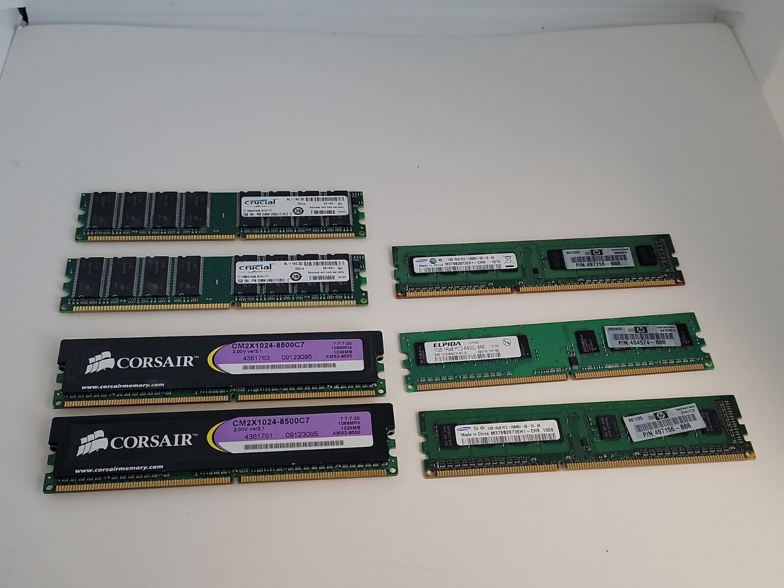Corsair XMS2 DDR2 Xtreme Performance CM2X1024-6400C4 2.10v ver2.1 800MHz 1024MB 