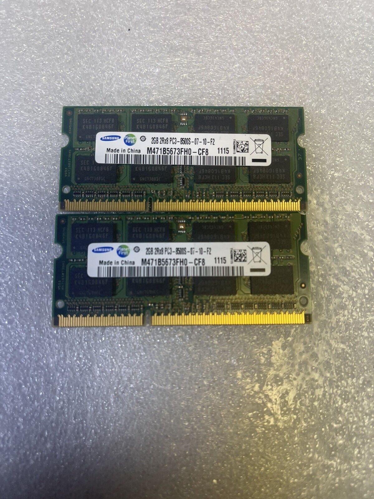 Samsung PC3-8500 4GB 2pcSO-DIMM 1066 MHz PC3-8500 DDR3 Memory (M471B5673FH0-CF8)