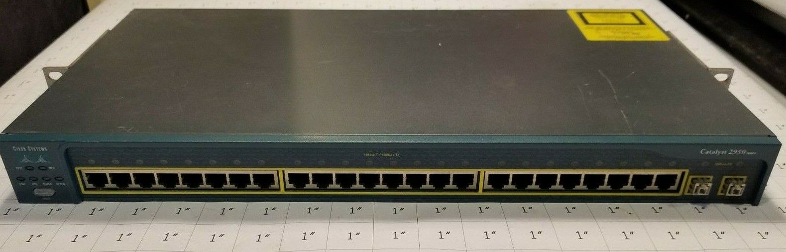 Cisco Systems WS-C2950C-24 Layer 2 Switch 24-Port 10/100 Catalyst 2950 Series