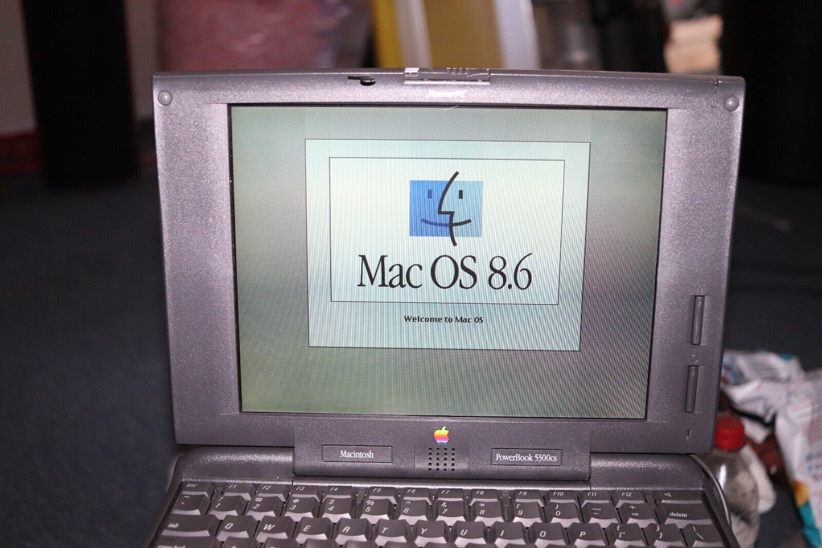 Vintage Apple Macintosh PowerBook 5300cs w/Power Brick & Bag Works PLZ READ