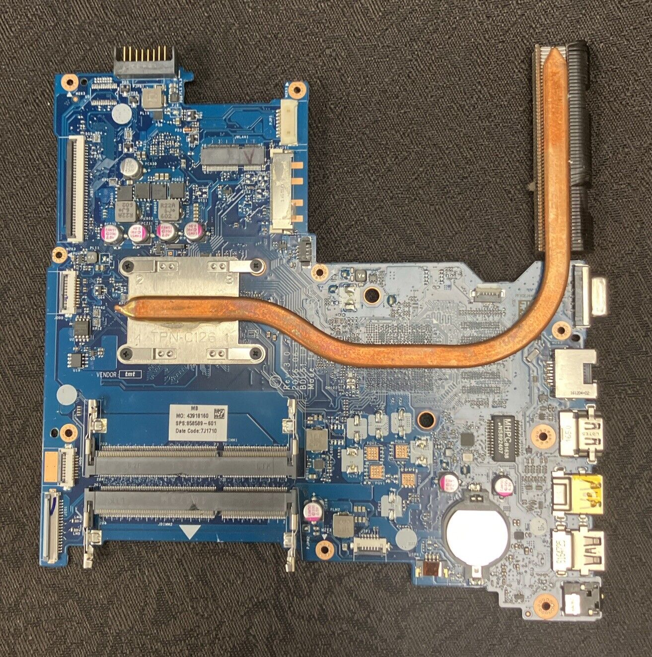 AS IS HP 15-BA AMD Laptop Motherboard 858589-601 BDL51 LA-D711P MTxx279