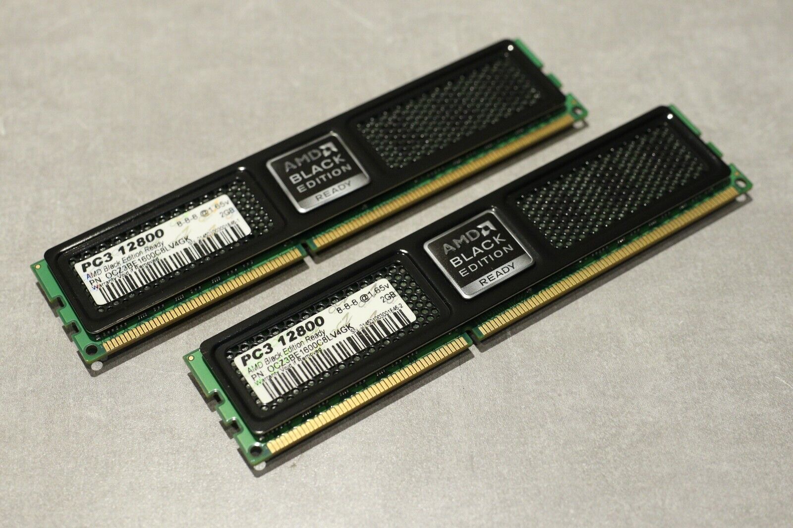 OCZ AMD Black Edition 4GB (2 x 2GB) DDR3 1600 MHz (PC3 12800) OCZ3BE1600C8LV4GK