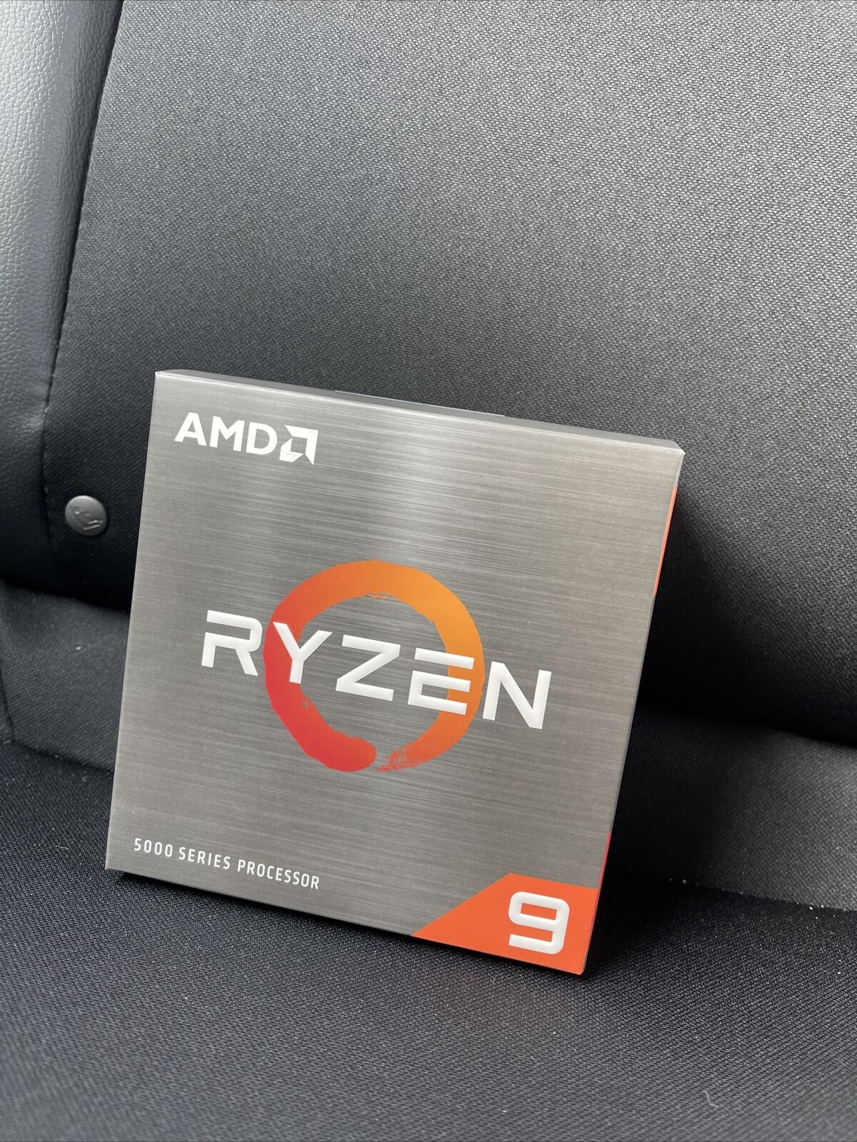 AMD Ryzen 9 5950X Processor (4.9GHz, 16 Cores, Socket AM4) Same DAY SHIPPING