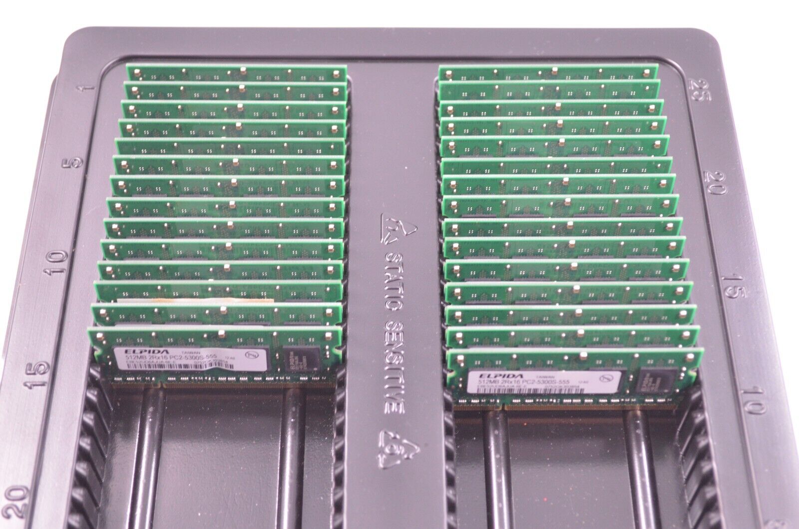 LOT of 29 ELPIDA PC2-5300S-555 512MB SDRAM DDR2 Laptop Memory 200 Pin