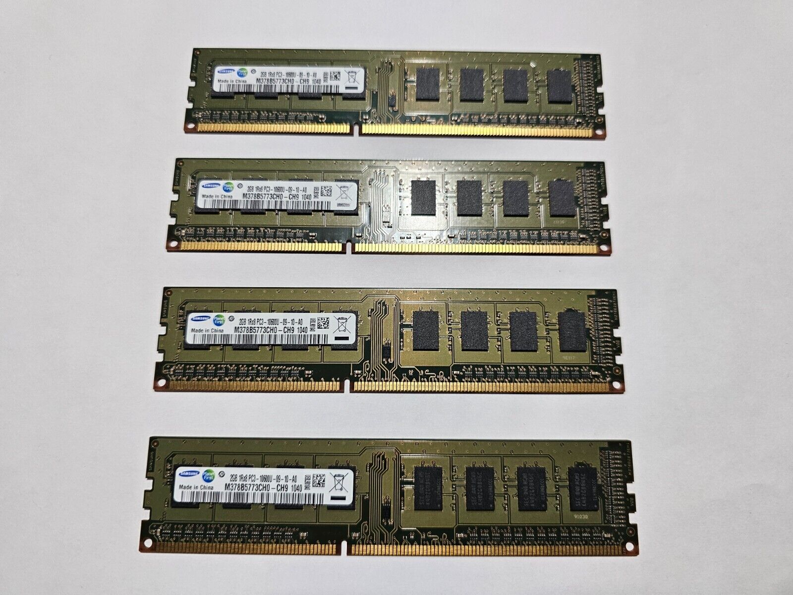 Samsung M378B5773CH0-CH9 Lot of 4x 2GB 1Rx8 PC3-10600U DDR3 1333MHz DIMM